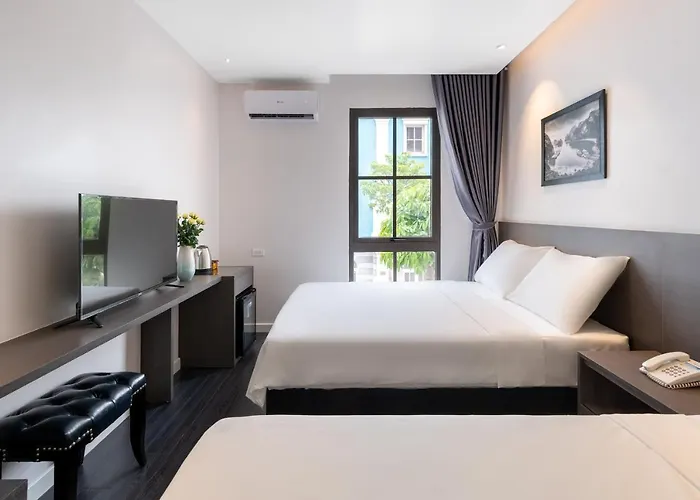 Halong Gem Hotel Hạ Long