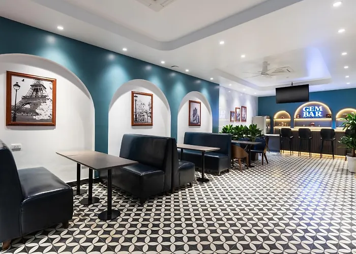 Halong Gem